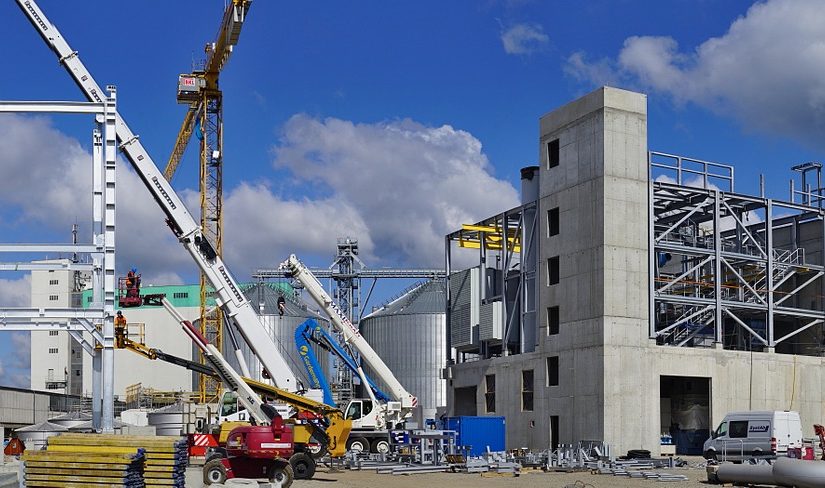 W obecnych okresach sektor budowlany działa prężnie.